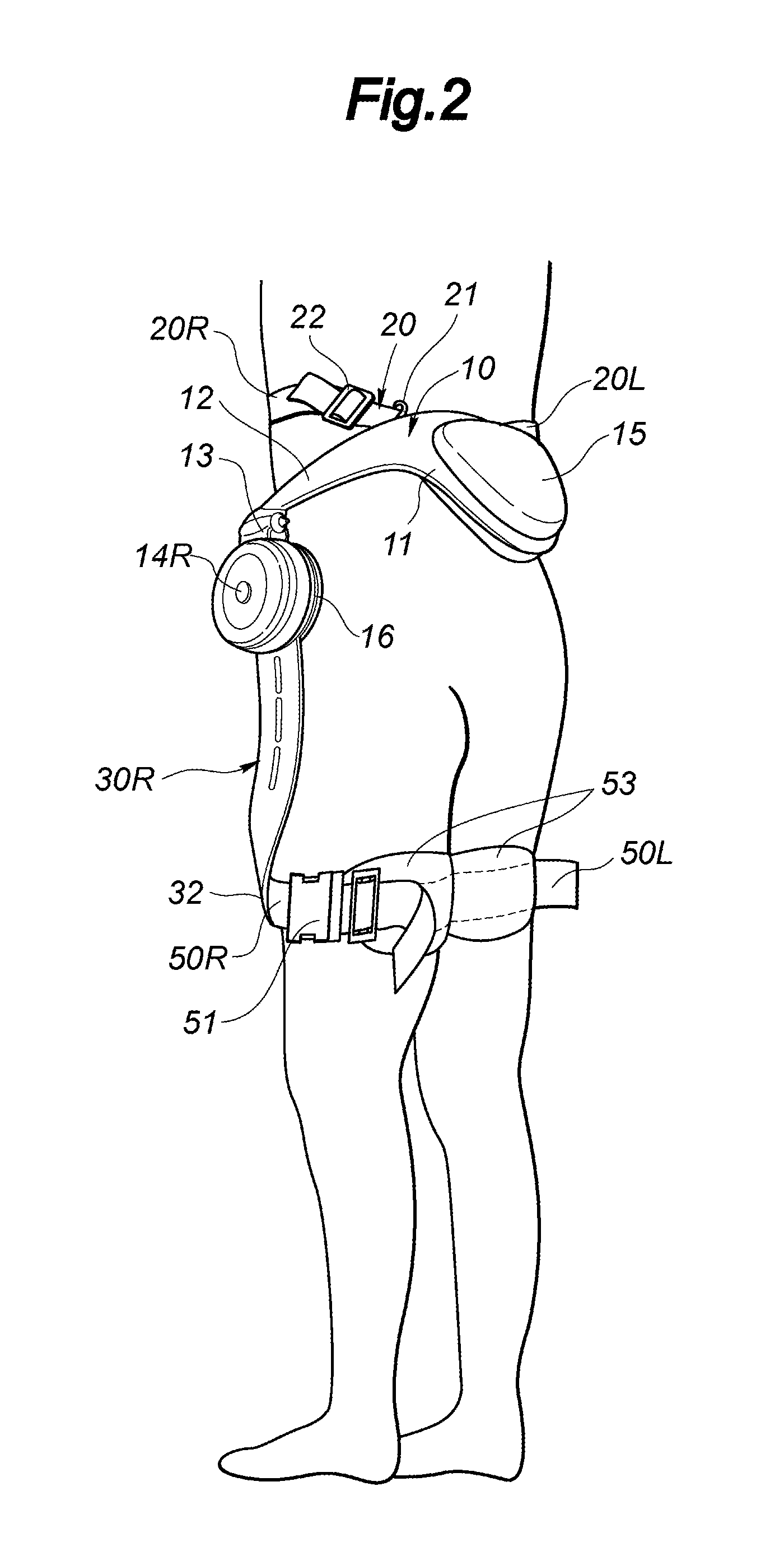 Walking assistance device for providing a walking assistance force to a femoral part of a user