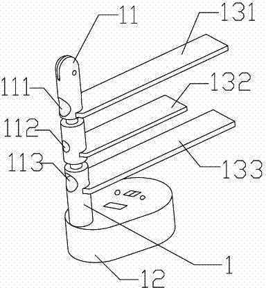 Regulating type martial art training pile with active attacking capacity and training method thereof