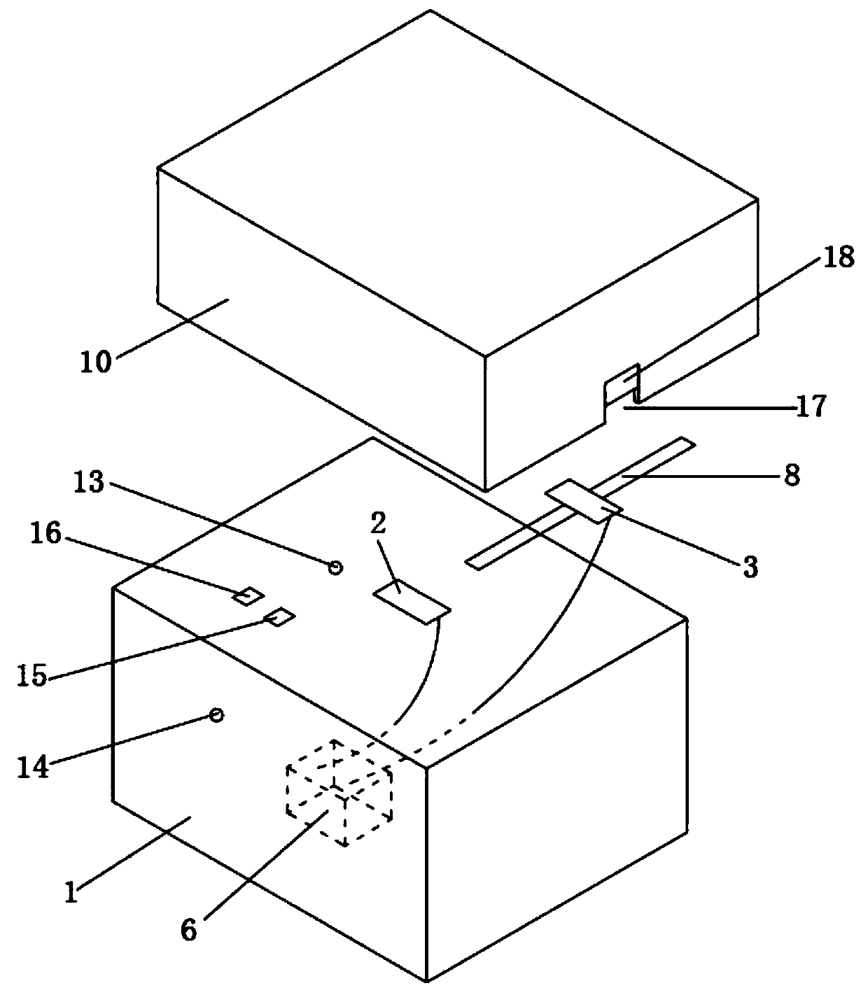 Device and method for online detection of water content of plant leaves