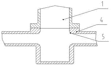 Power divider suitable for conversion from overmoded circular waveguide to two paths of rectangular waveguides