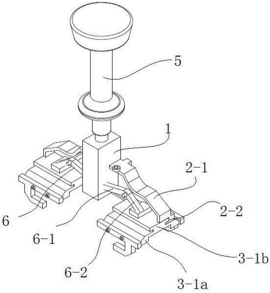 Multifunctional lifting and conveying device