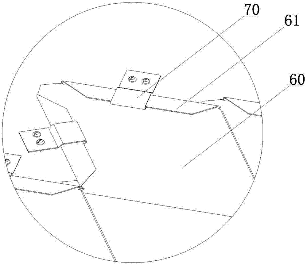 A kind of multifunctional metal roof and its construction method