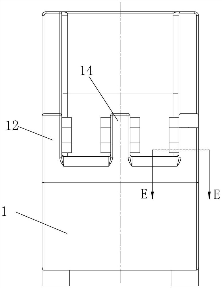 Guiding type semi-automatic massager