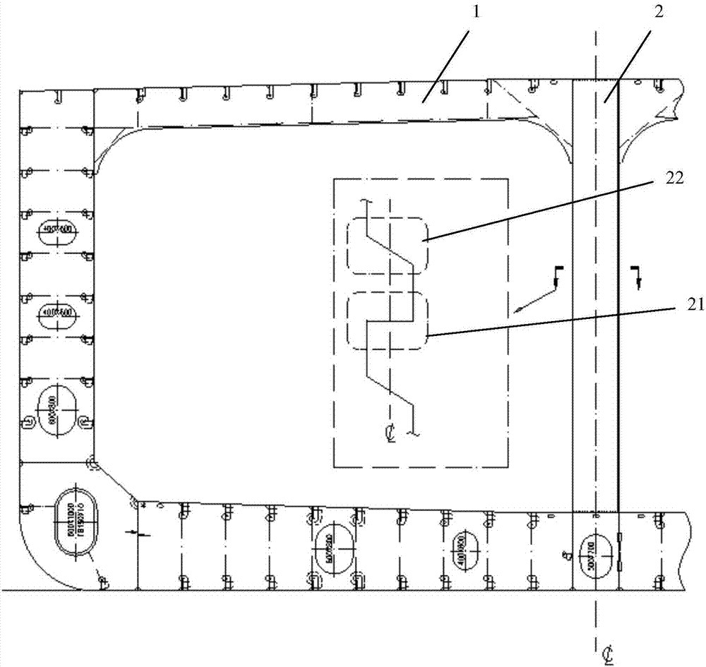 Large spacing deck web crossbeam and groove-type longitudinal bulkhead connecting structure