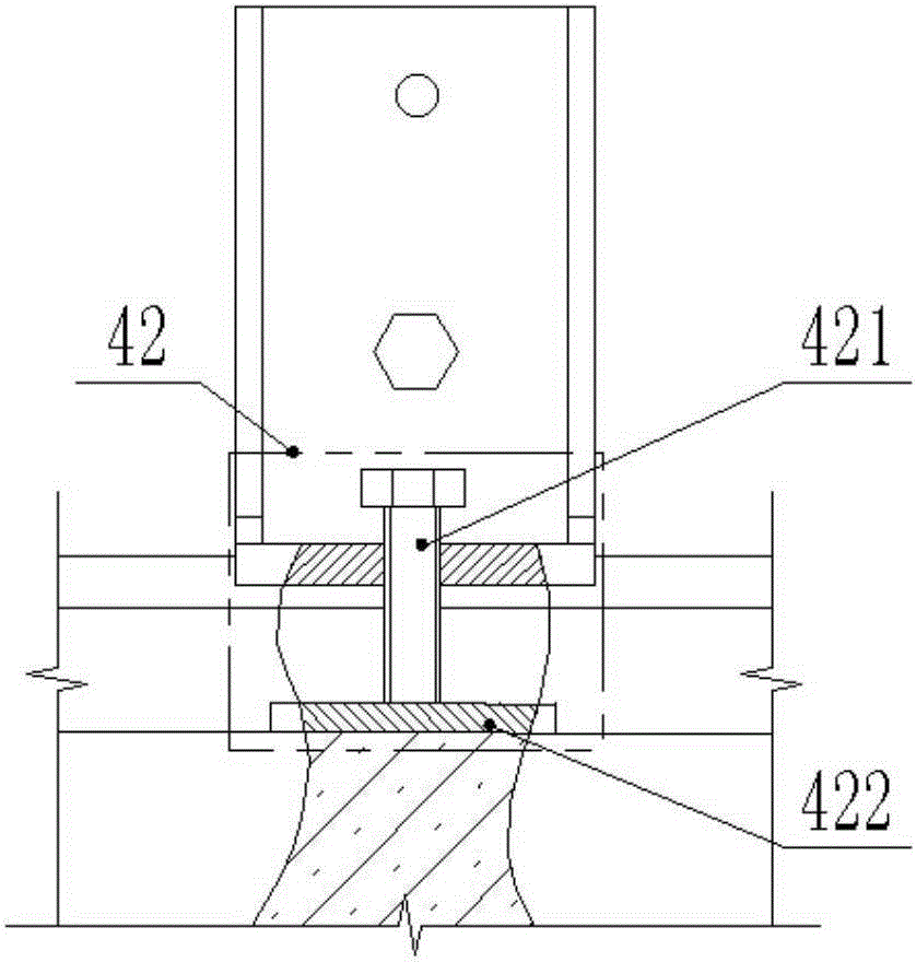 Concrete component adjustment device, concrete component and adjustment method thereof