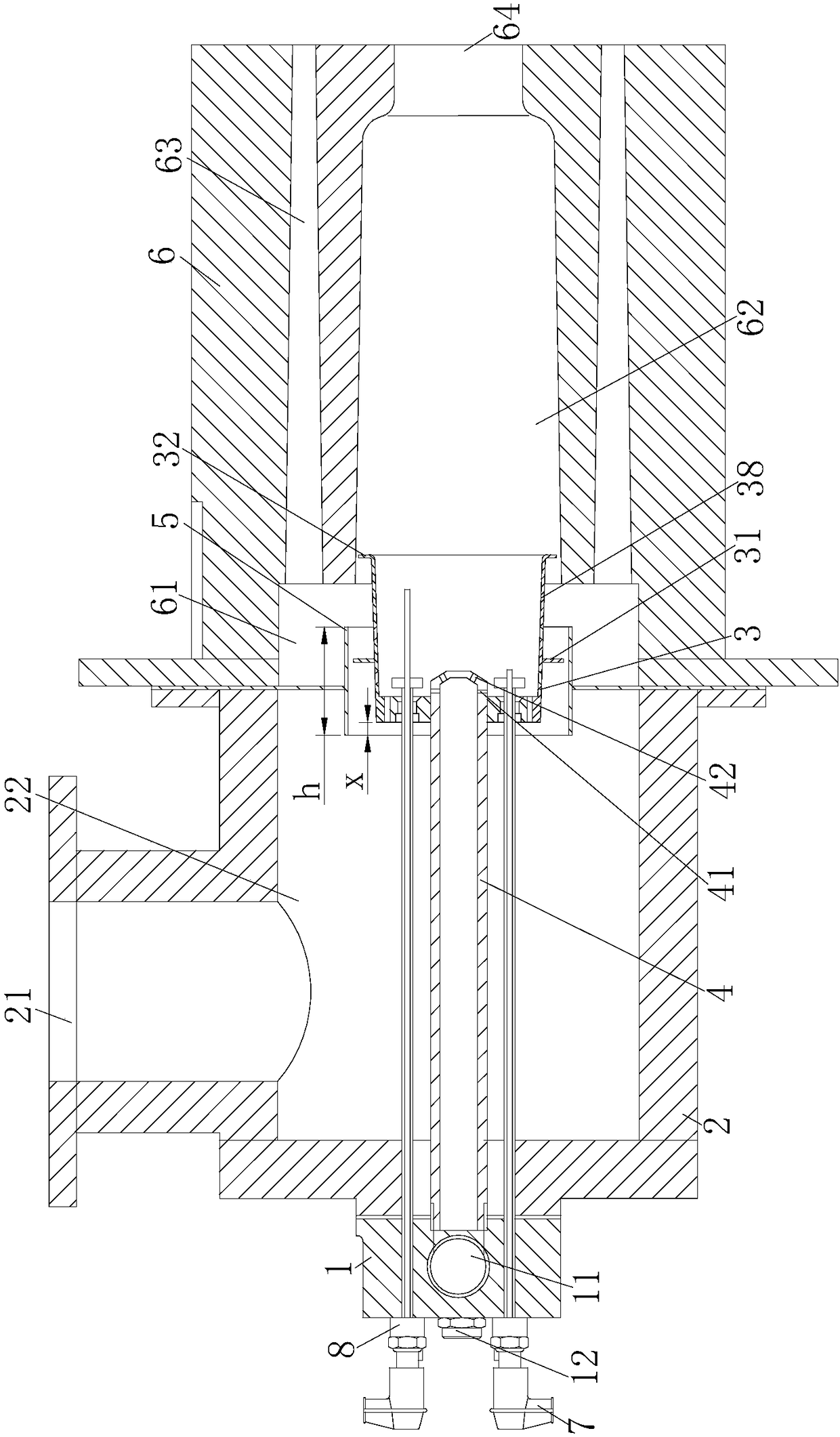 Graded low-NOx straight flame burning nozzle