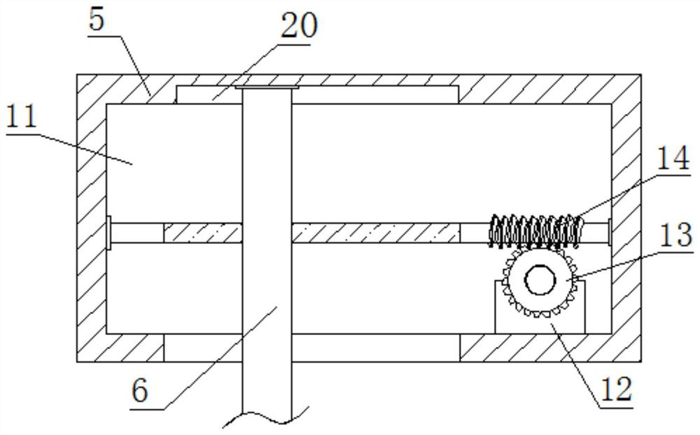 Perch fry breeding device with high survival rate