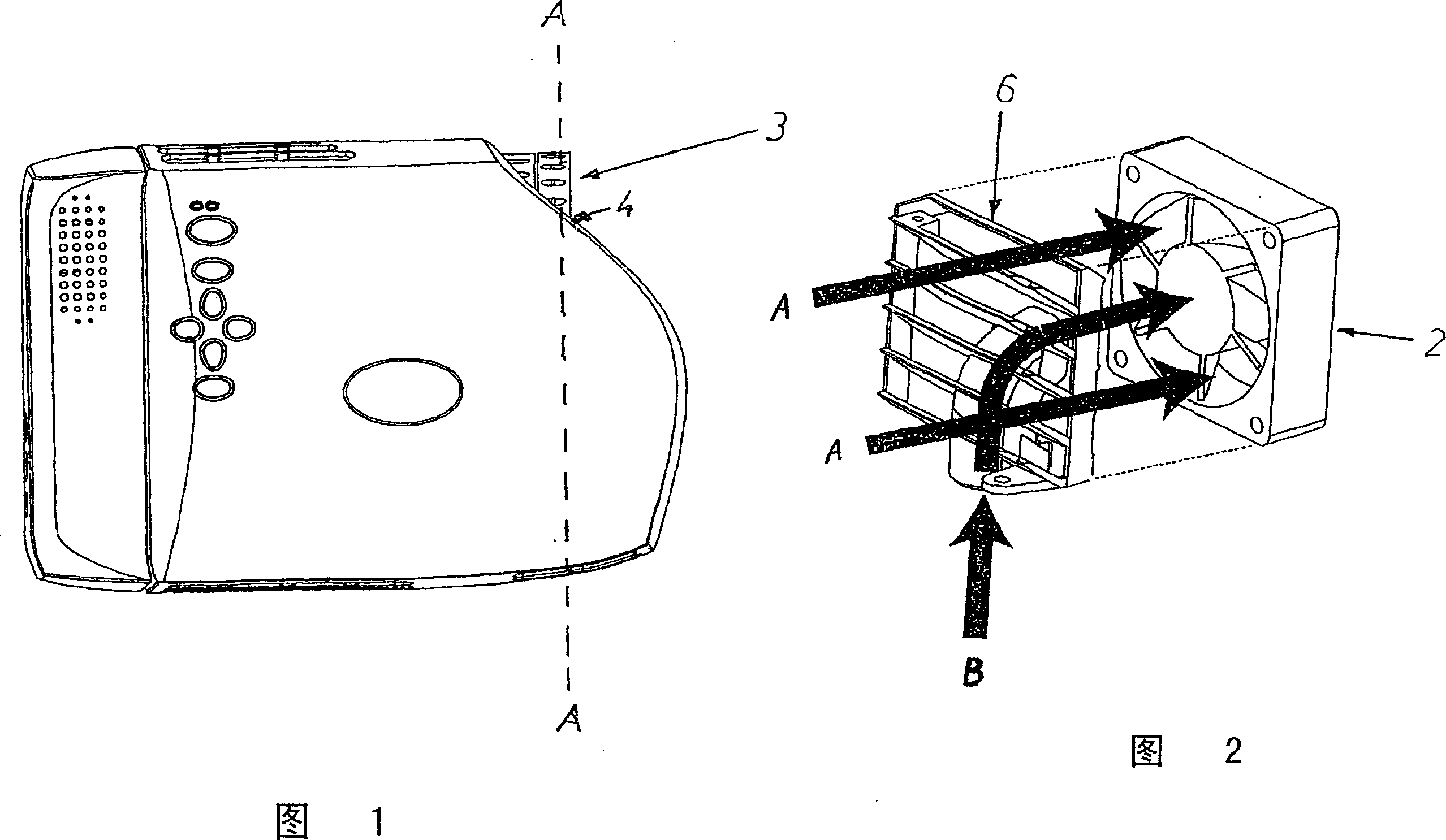 Cooling device in a projector