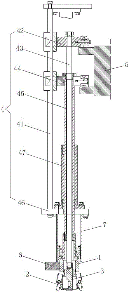 Diversion tank cover grasping cover pressing device