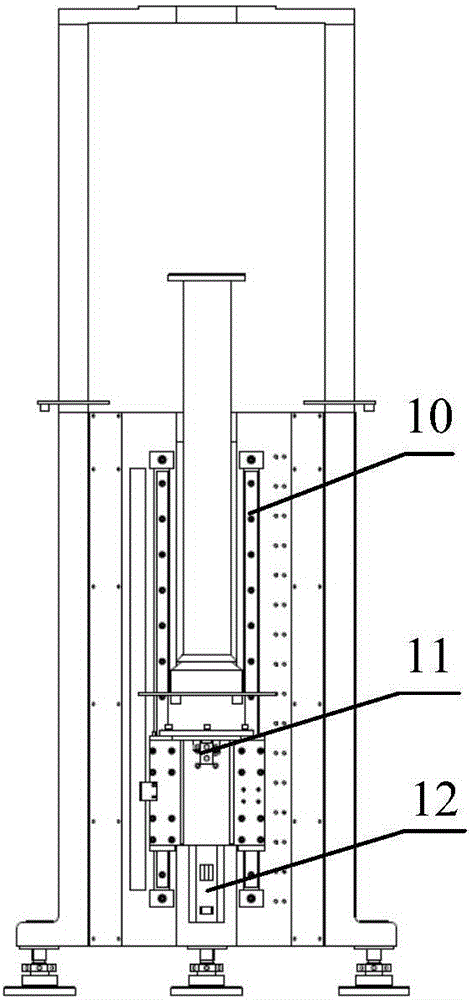 Linear displacement sensor test device applicable to high and low temperature environment