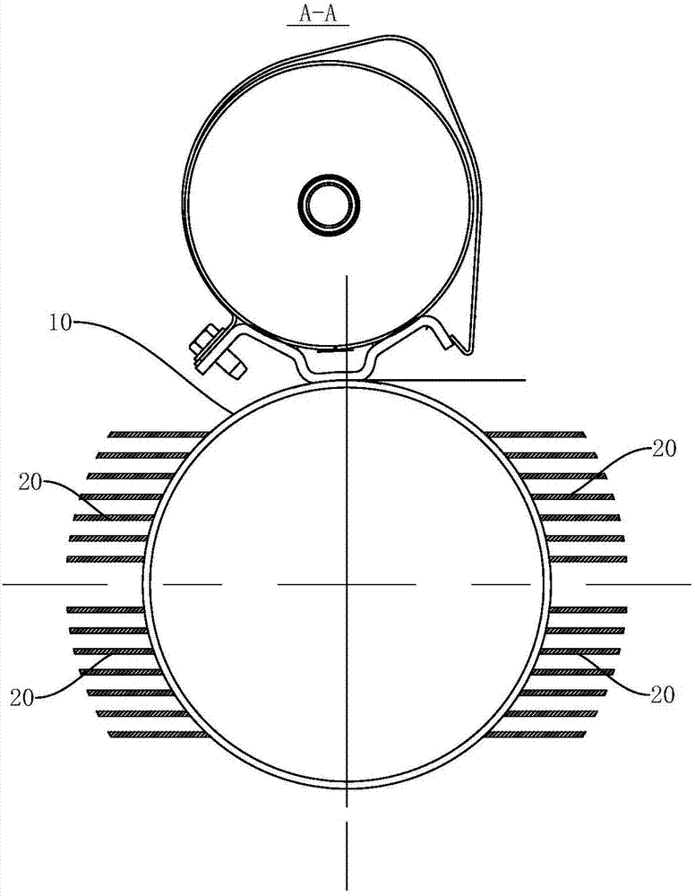 Compressor and refrigerating device with same