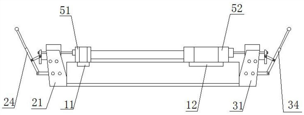 A measuring tool for the error detection of the center of two circles of an automobile piston connecting rod