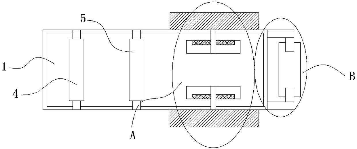 Edge cutting device for production of sun-shading roller shutter