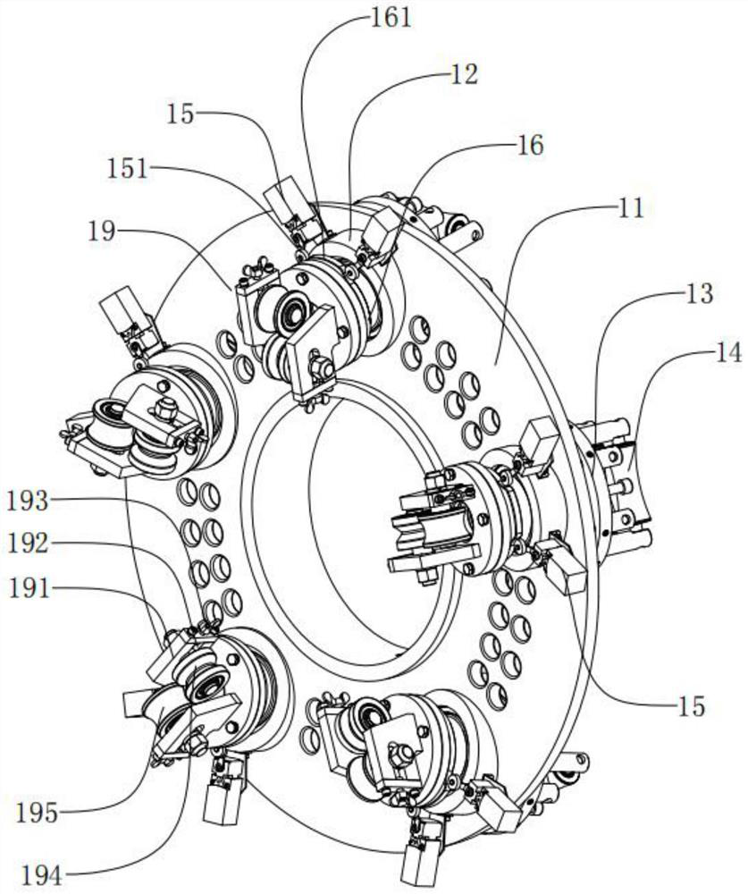 Phase detection device applied to cradle cabling machine