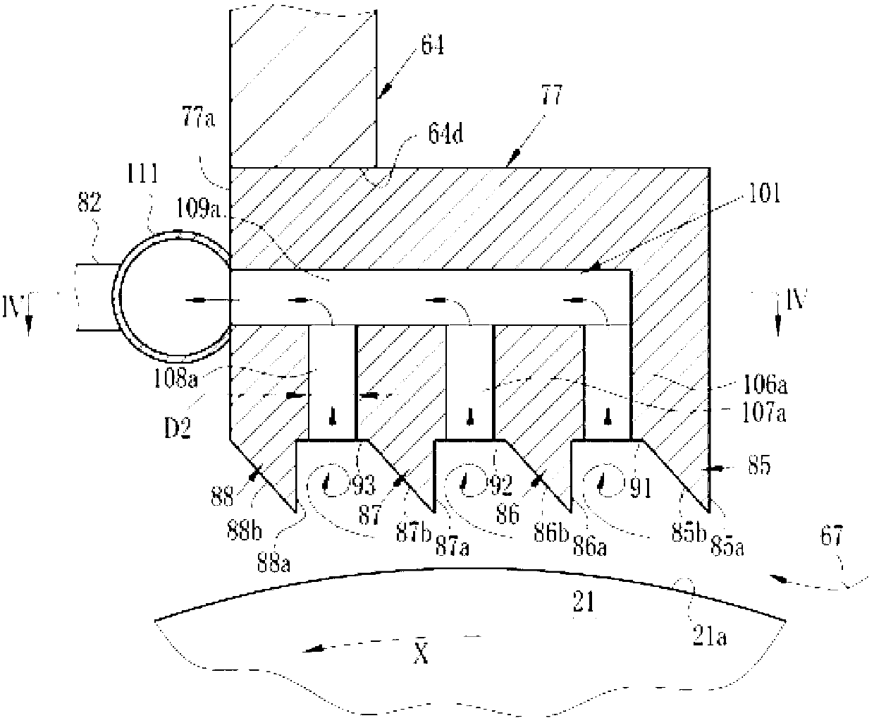 Labyrinth seal, cleaning unit and method, and solution film-forming method