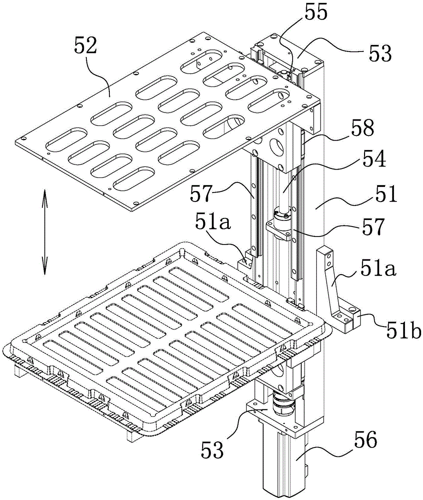 Material tray feeding device and feeding method