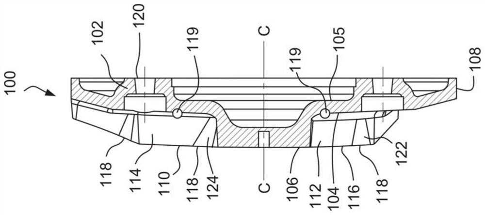 Cleaning notches and passages for a feeding or refining element