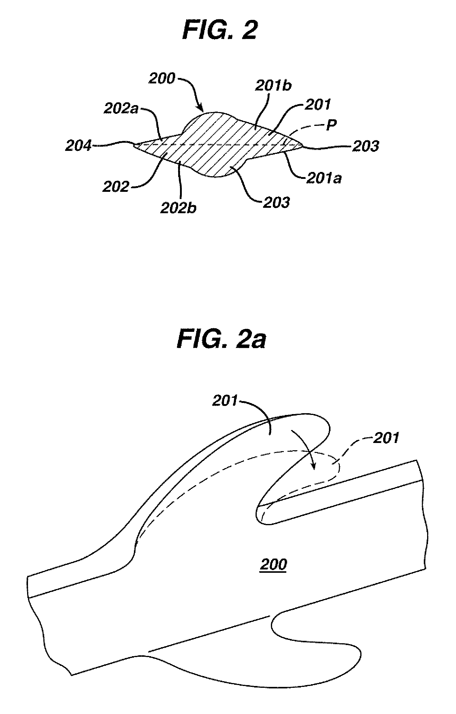 Barbed suture with non-symmetric barbs