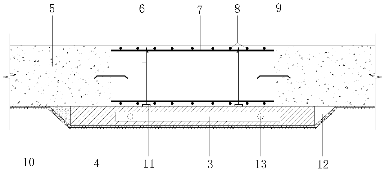 Pre-closed super-front water-retaining post-cast strip for outer wall of basement and construction method