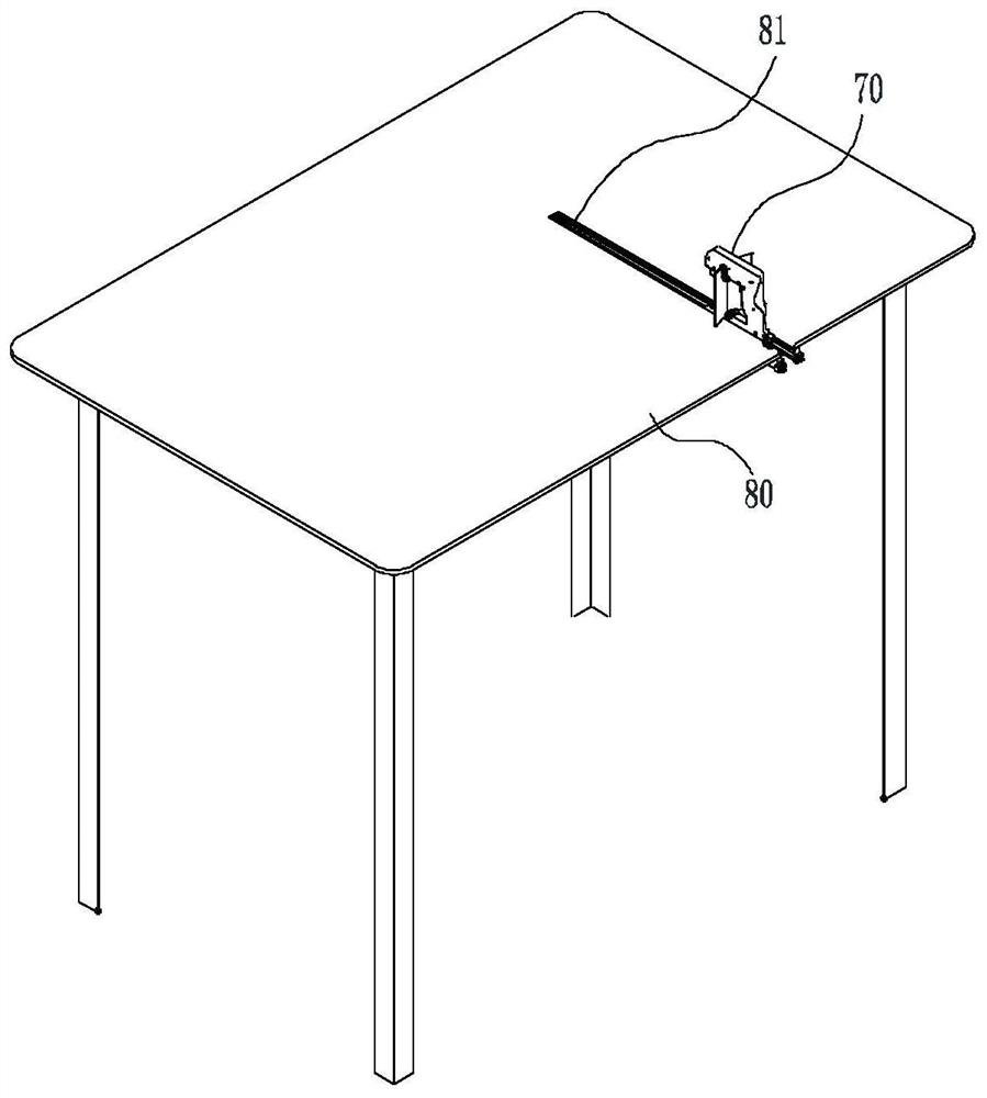 Handheld water cutting device for livestock carcass cutting and system using handheld water cutting device