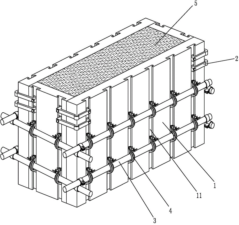 Mold for rammed-earth construction