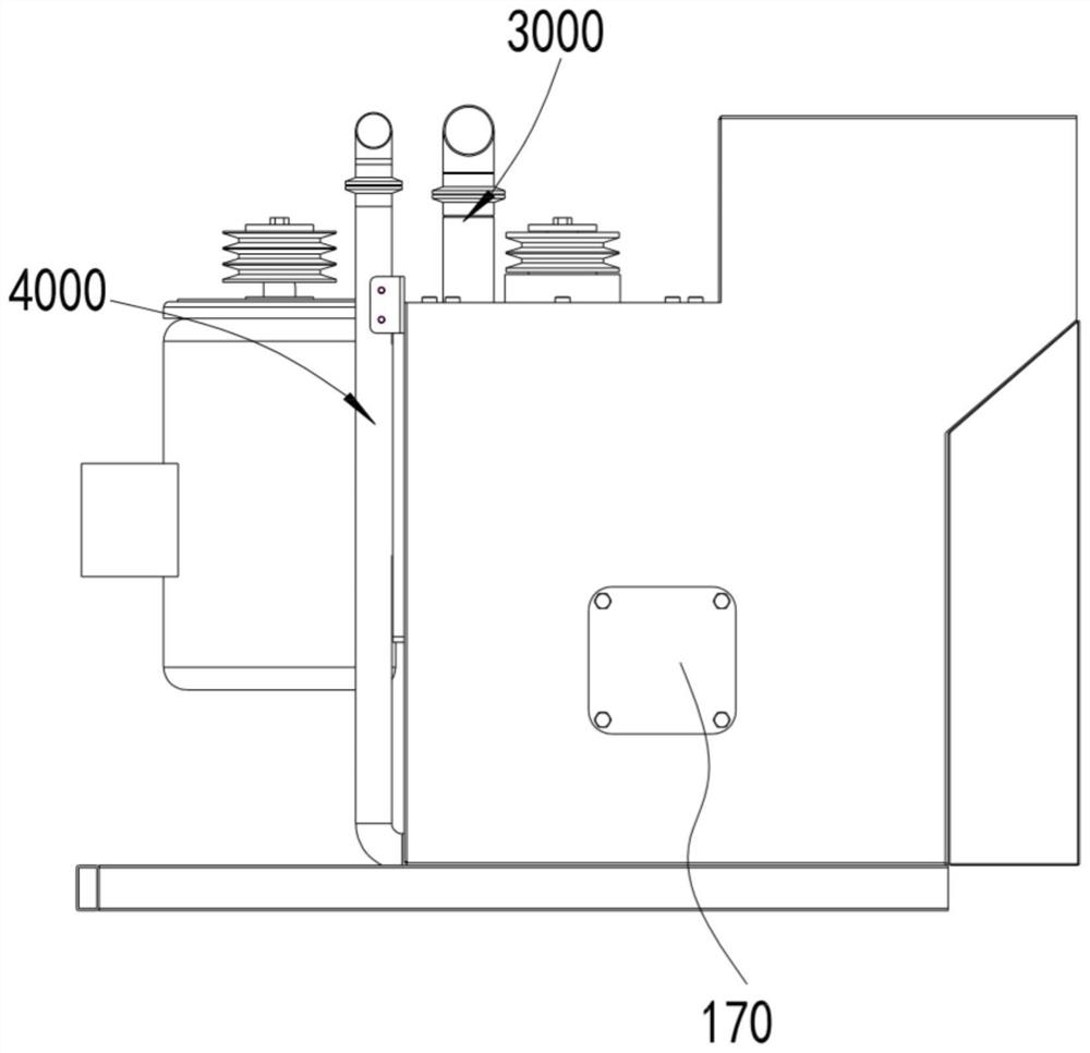 Crushing and solid-liquid separation device and garbage treatment device