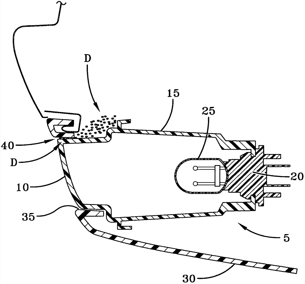 Debris protector for vehicle lamp assembly