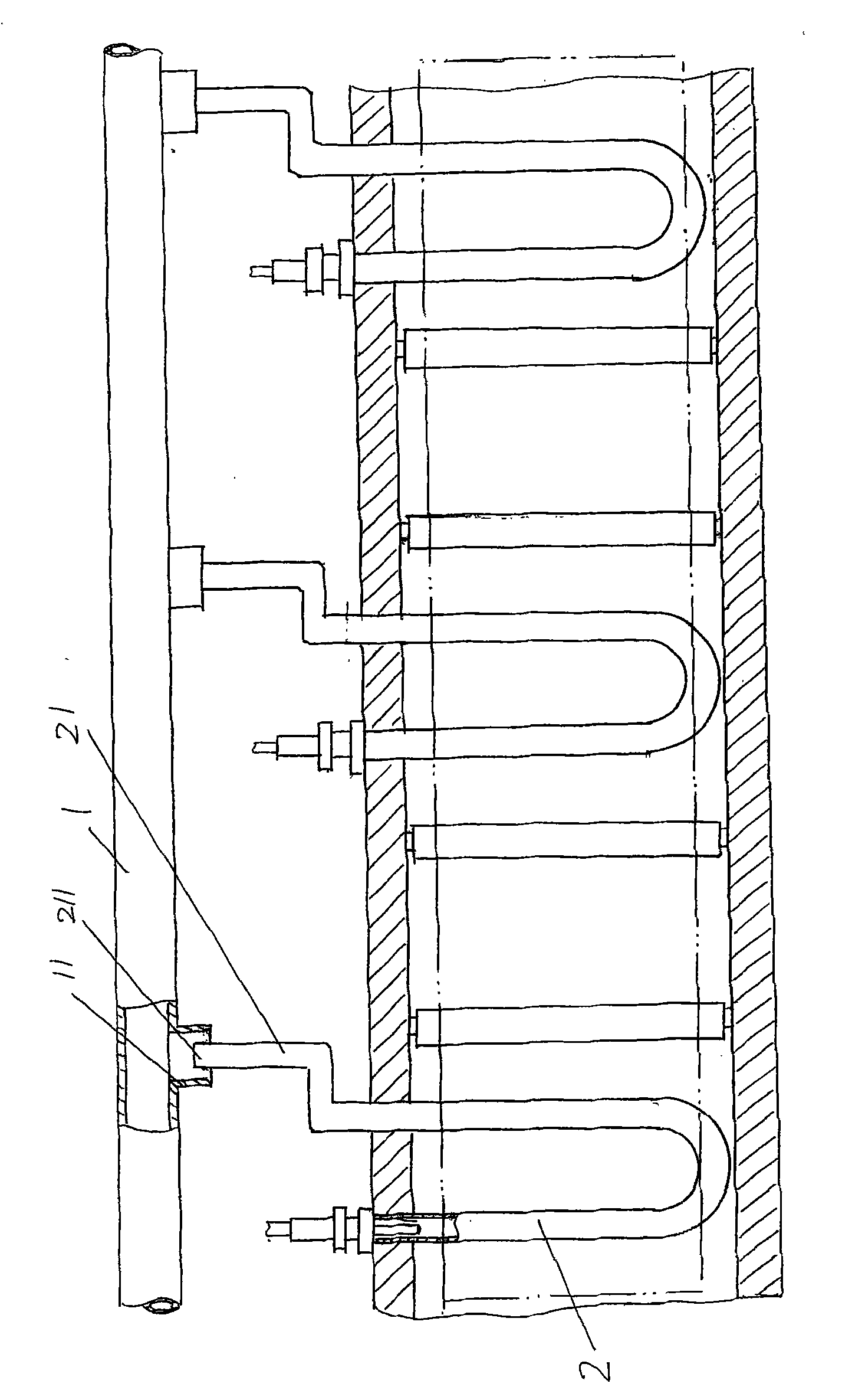 Pressure adjusting device for radiation pipe of heating furnace in production of hot galvanized plates