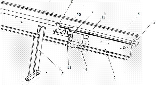 Packing machine capable of conveying multiple materials