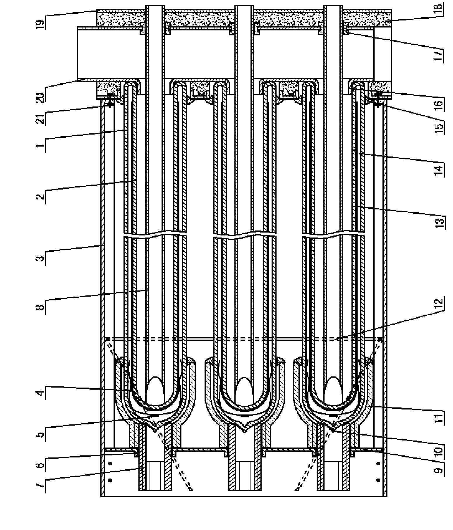 Heat collecting pipe solar and wind heat collector with air duct pipe nozzle positioning, transversal inserting, sealed arranging and jacking installation