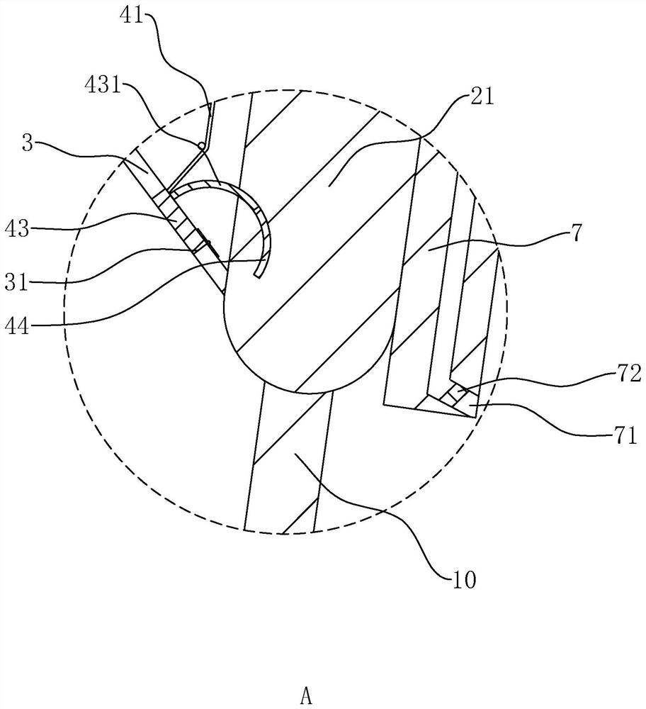 Pipeline detector for surveying and mapping and use method thereof