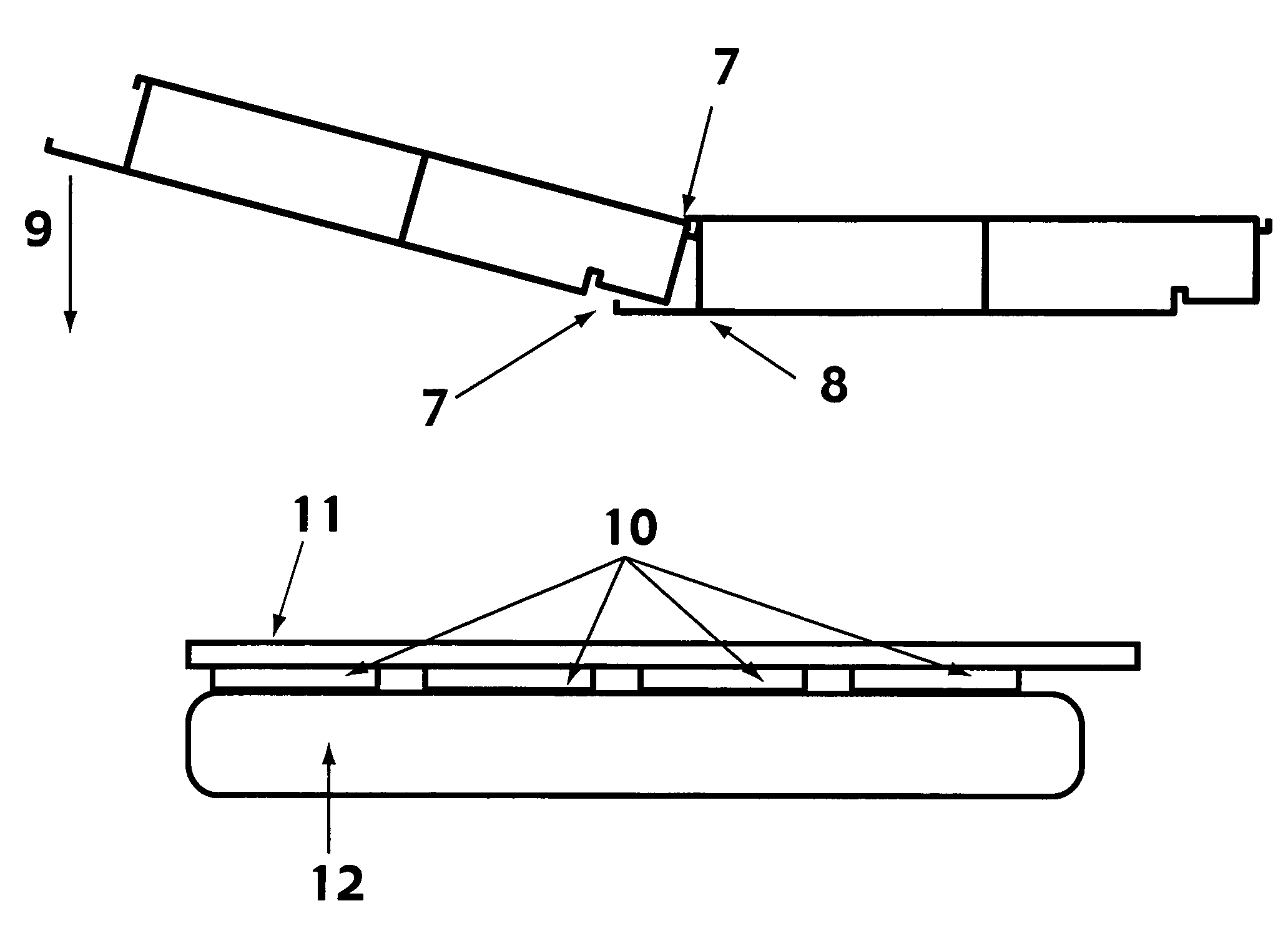 Modular deck structure of a pontoon boat