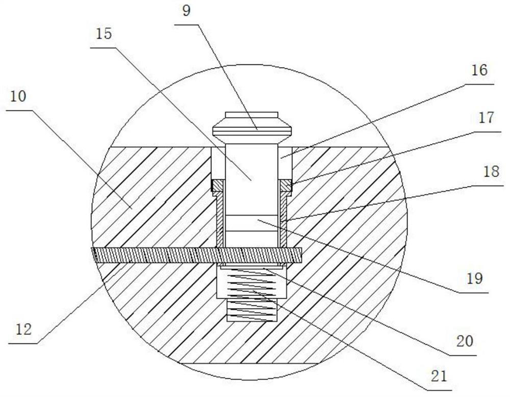 A device for detecting runout of the inner end surface of the steering knuckle king pin hole