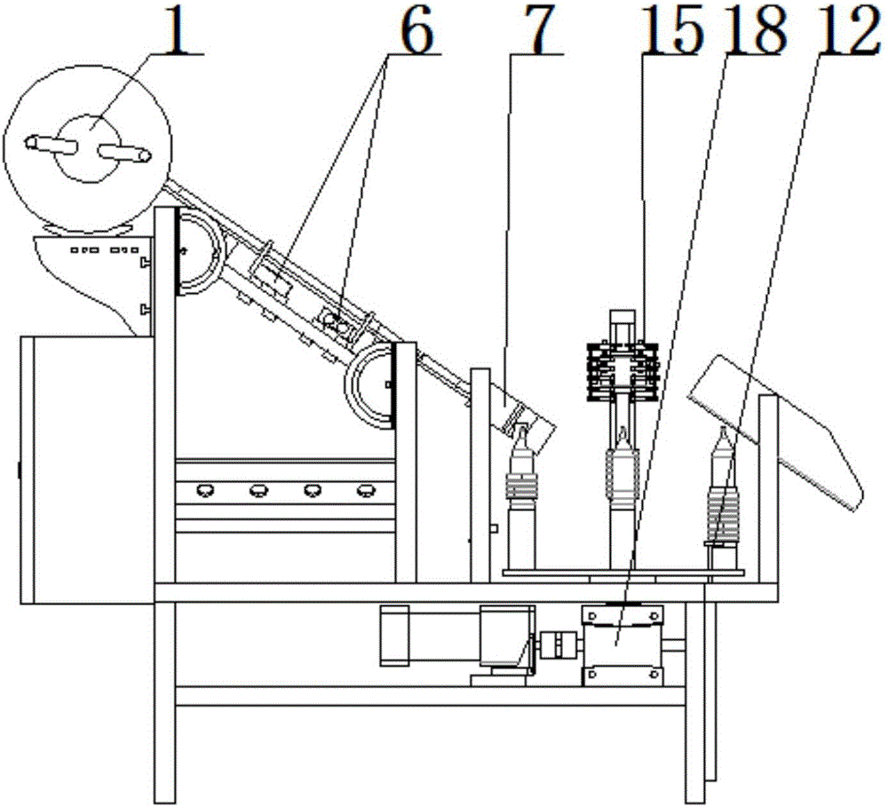 Winding drum core type hair ring packaging machine