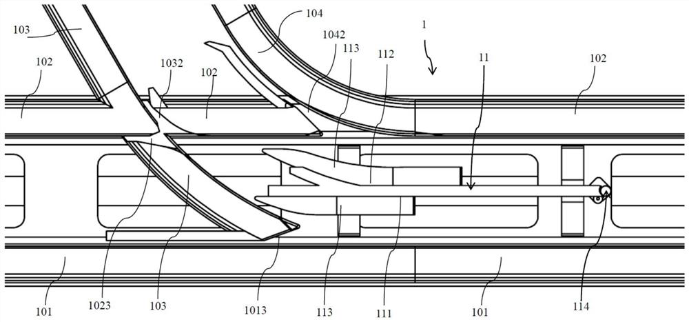 Fixed turnout track and vehicle-mounted track transfer system