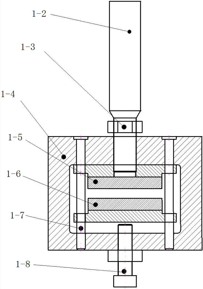 Three point bending fatigue testing apparatus