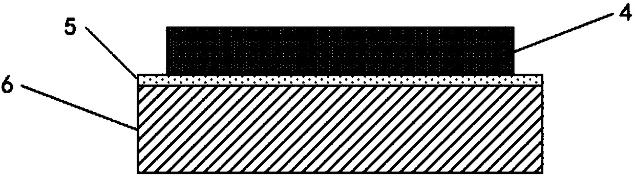 Road-surface microwave deicing method based on high-dielectric-constant material covering