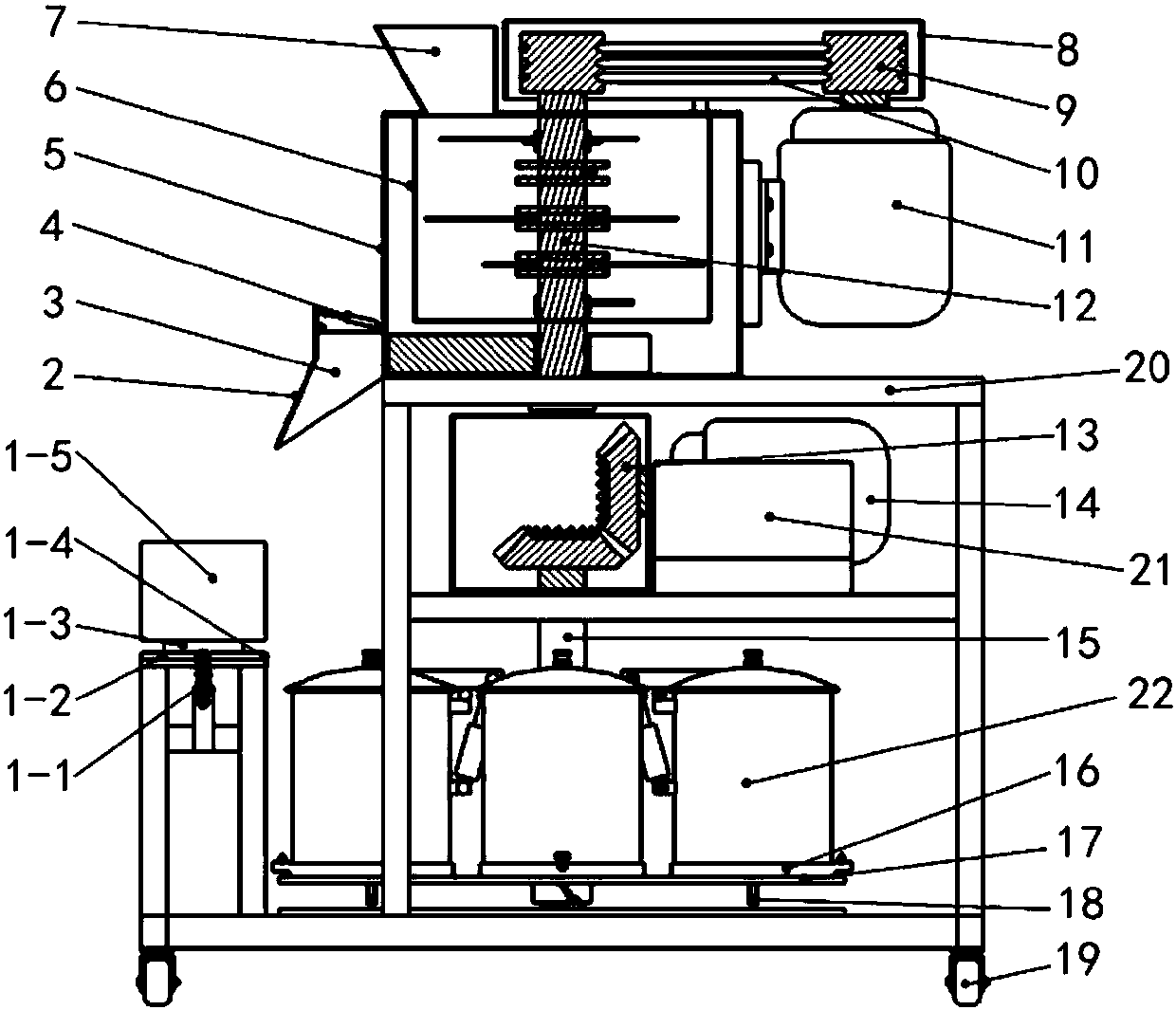 Device for preparing environmental-protection enzyme by kitchen residues