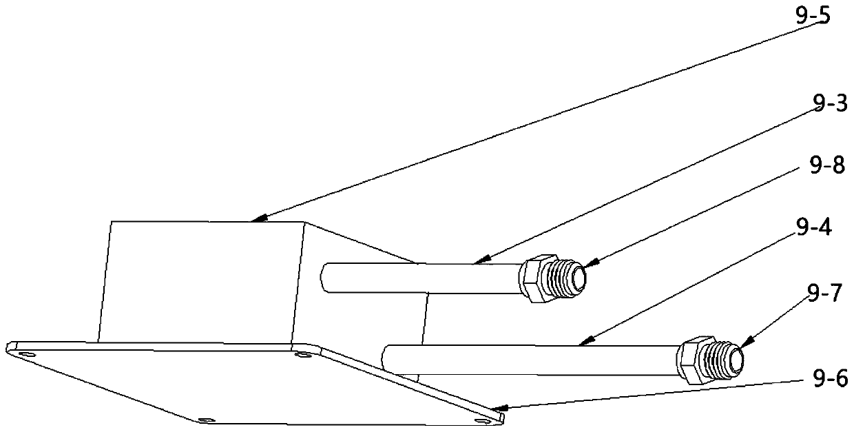 Server heat dissipation system of server chip gravity type heat pipe