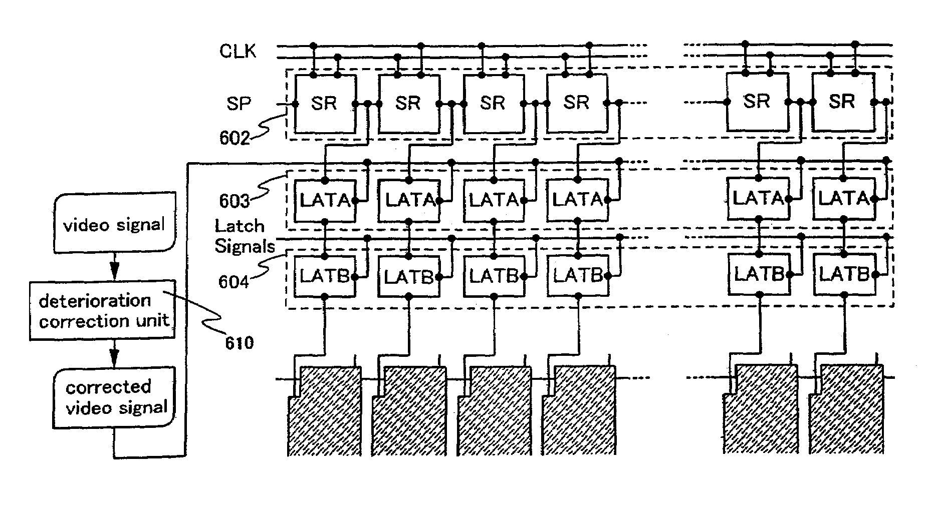 Light emitting device and electronic apparatus using the same