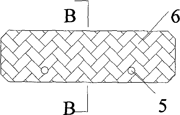 Porous floating breakwater formed by splicing prefabricated components