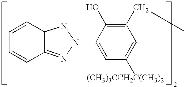 Fine oil-in-water emulsion containing a hydrophilic screening agent