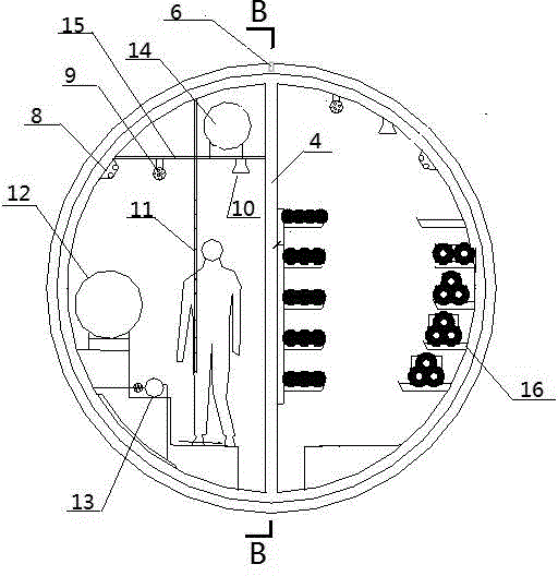 Assembly type lightweight thin wall integrated pipe gallery and production method thereof