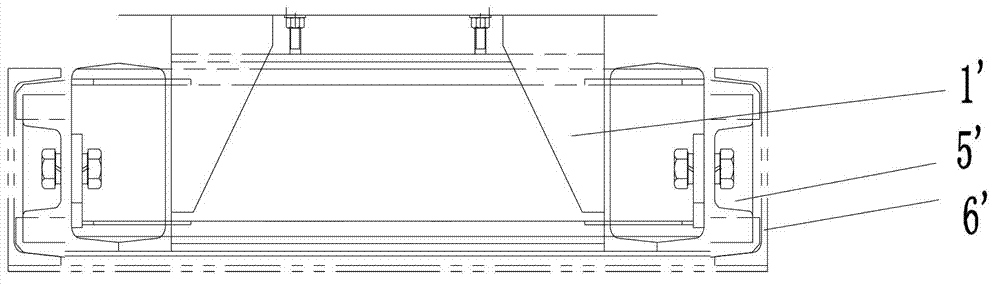 Push shovel and garbage truck provided therewith