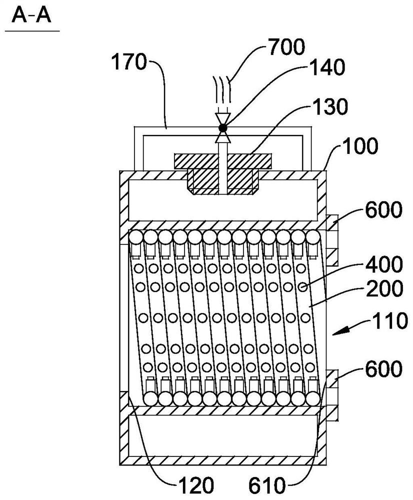 Cooling device and method for hot assembly equipment