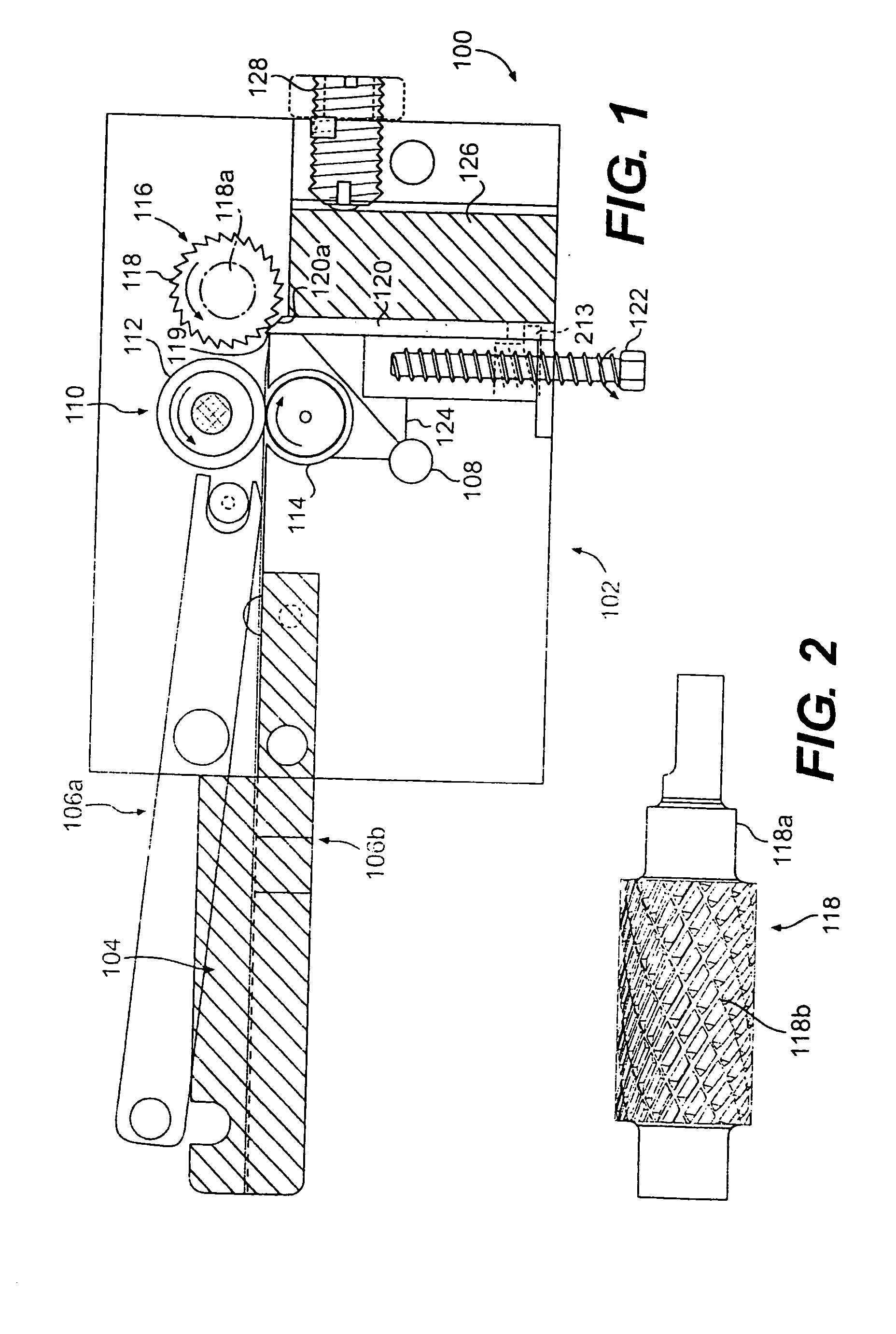 Double-secondary shredders in zero-clearance cutting systems