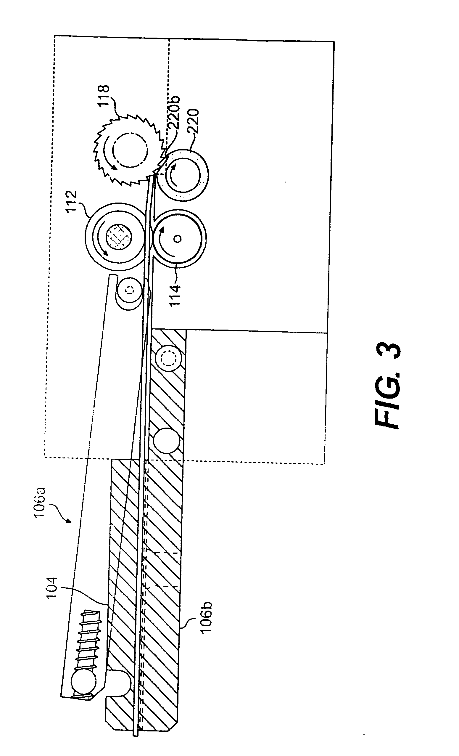 Double-secondary shredders in zero-clearance cutting systems