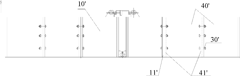 Spreading machine and ironing device thereof