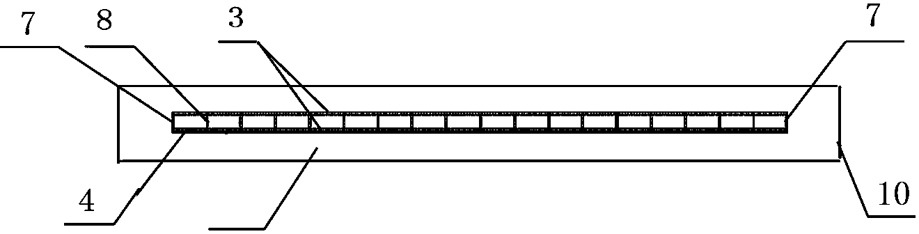 Flat-plate solar collector plate core with whole-face convection function