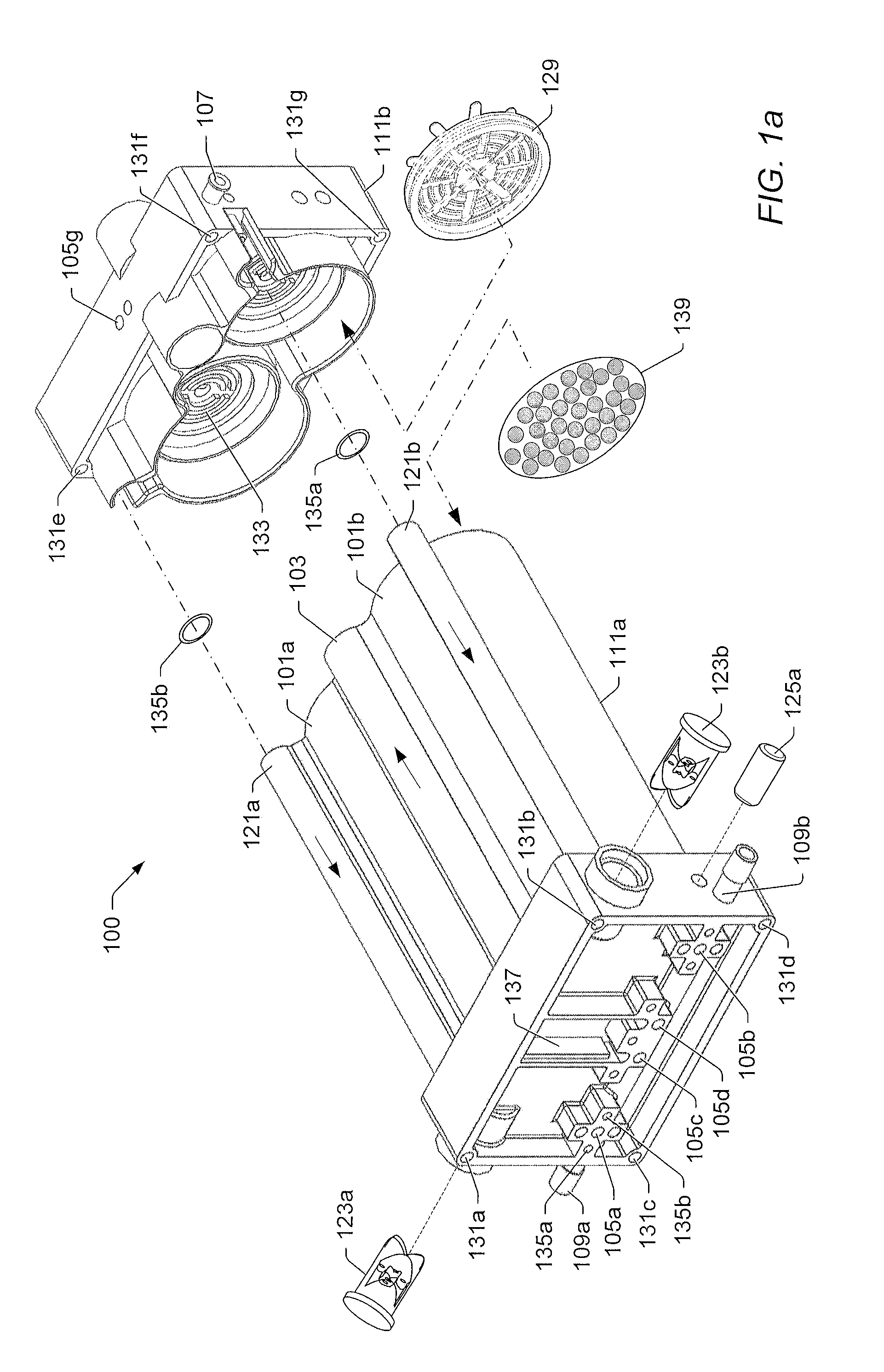 Oxygen concentrator apparatus and method of delivering pulses of oxygen